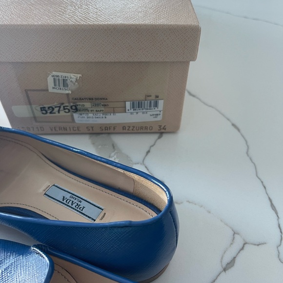 Prada loafers Calzature Donna, size 34 EU,exelent condition, worn few times. - Picture 2 of 6